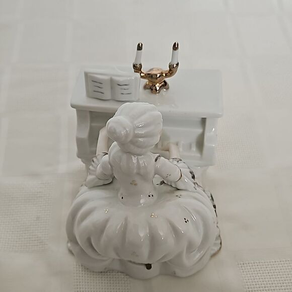 Ceramic Lady Playing Piano Musical Figurine White - Picture 11 of 16
